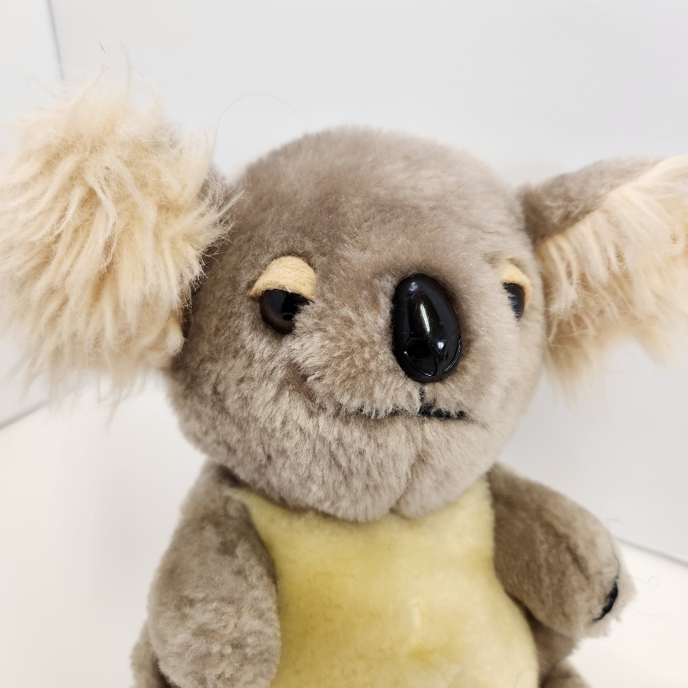 Smirking Koala Vintage Beanbag Plush Stuffed Animal 1970s 70s 7" Dakin 1… - Picture 3 of 8